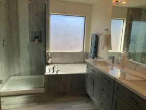 2218 W Oyer Ln Master Bath