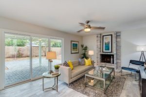 14635 N 49th Pl Family Room